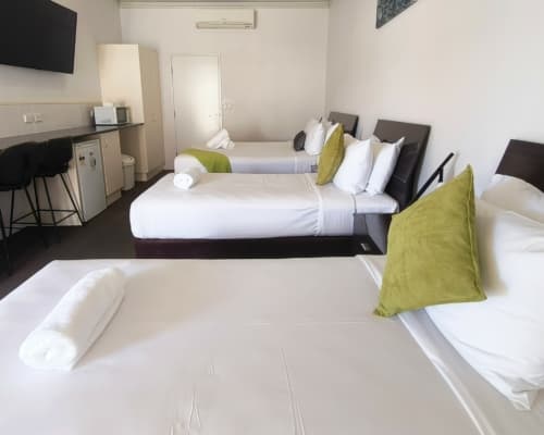 gunnedah-lodge-3-bed-accommodation (4)